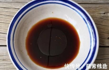 香嫩|炖排骨时，焯水后又腥又柴教你1个技巧，排骨香嫩入味，无腥味