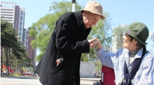 艺术家|又一位老艺术家!第一代电影美术师刘学尧去世,代表作《上甘岭》