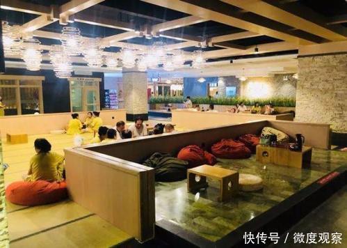 大金链子小烧烤,天天泡在洗浴中心,东北人为何都这么有钱?