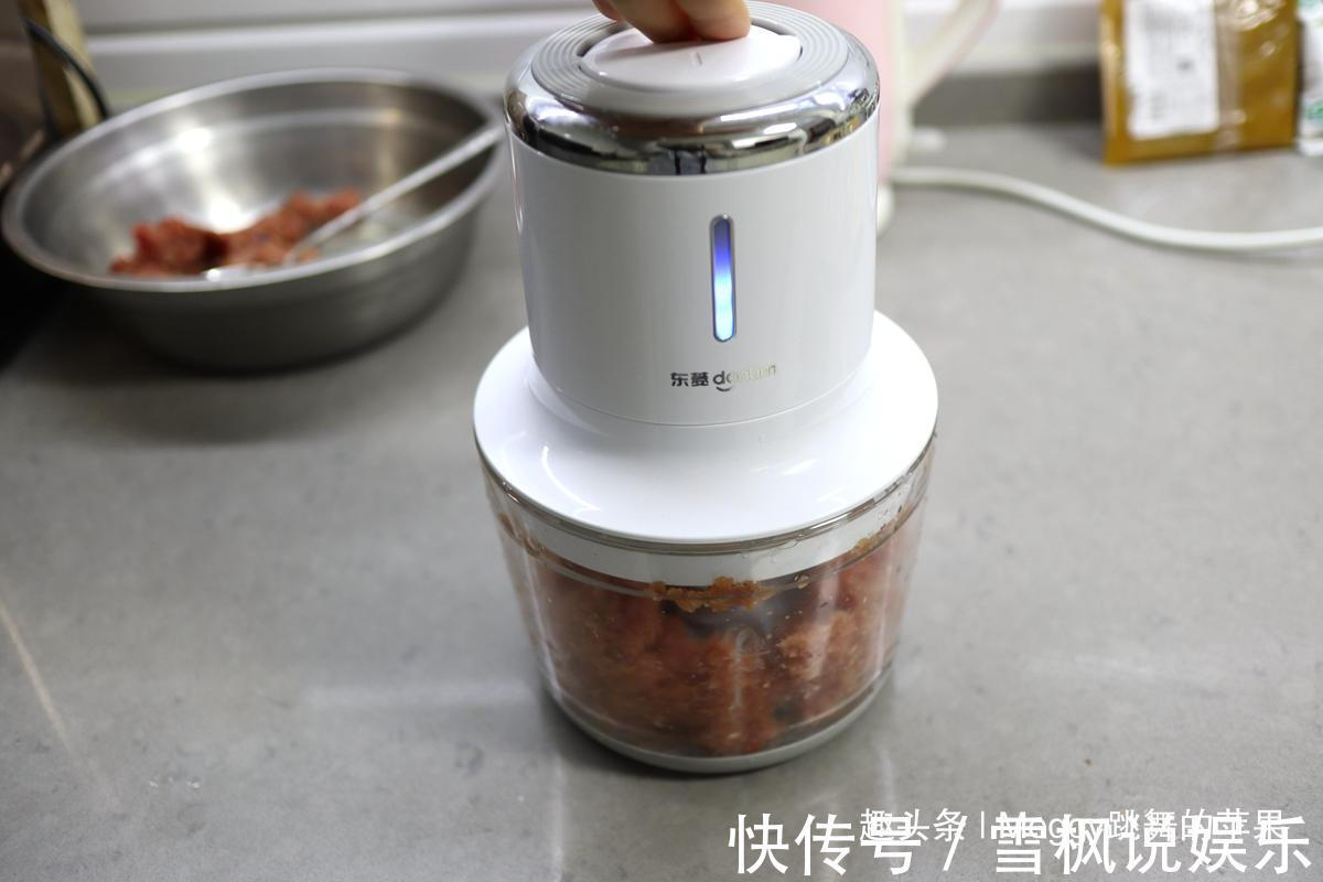 万能香辣酱巨好吃，面条米饭能多吃半碗，连老干妈都靠边站