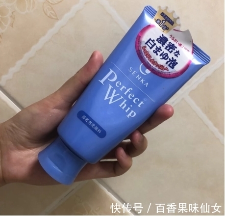 氨基酸洗面奶|你的洗面奶上“黑名单”了吗?这几款长痘烂脸的洗面奶,千万别选