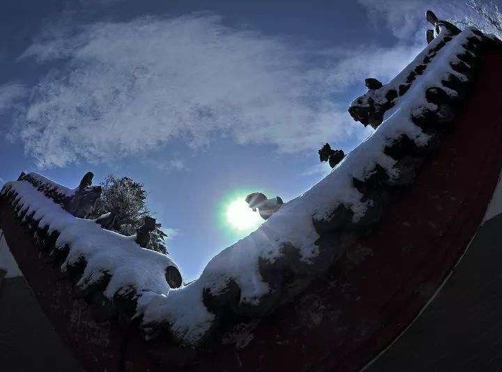 风雪|风雪武当山,仙境藏玄机!大雪封山时,道人、隐士都在干什么!