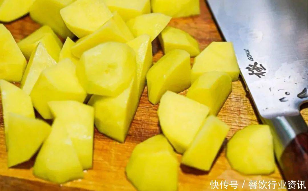 排骨和它是绝配！滋补下饭不油腻，一滴汤汁都不剩，香到骨头都吃掉！