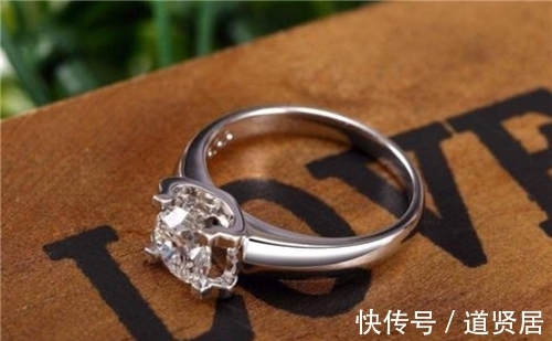 希拉里&美国公园遍布钻石,门票仅36元,挖到钻石可带走,48年间损失上亿