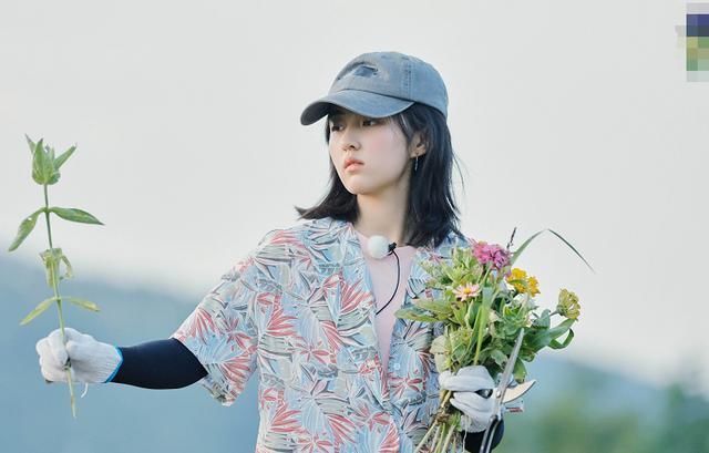 化妆|为何常驻女嘉宾只有张子枫?节目导演谈及原因,对女艺人好苛刻