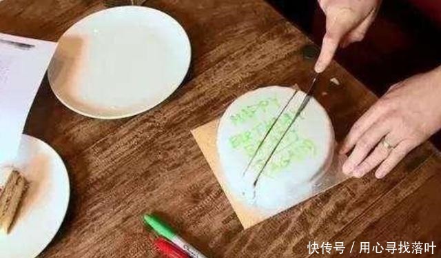 蛋糕|切了20多年蛋糕才发现,原来以前的切法是错的!这样切每块都新鲜
