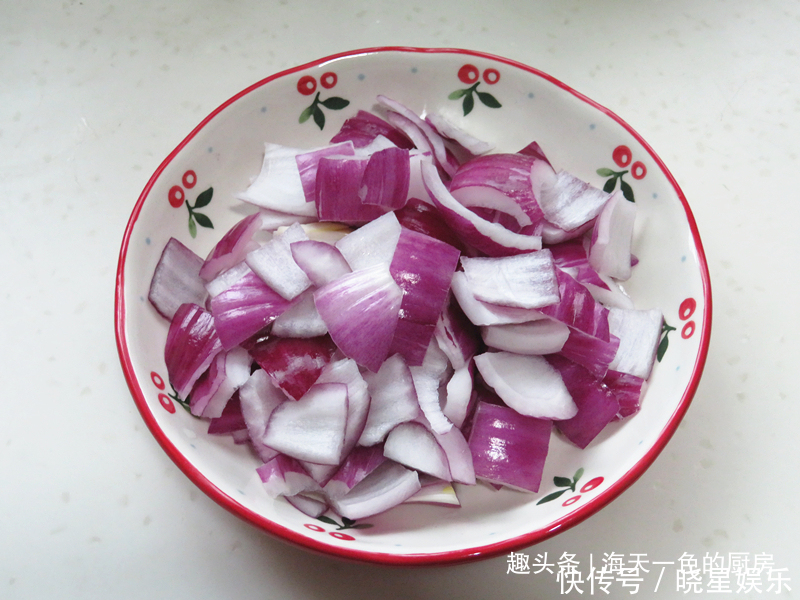 冬天多給老人吃這菜,營養不膩易消化,還能延緩衰老,簡單易做