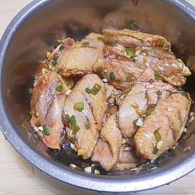 蒜香脆皮烤鸡翅的懒人做法一样美味