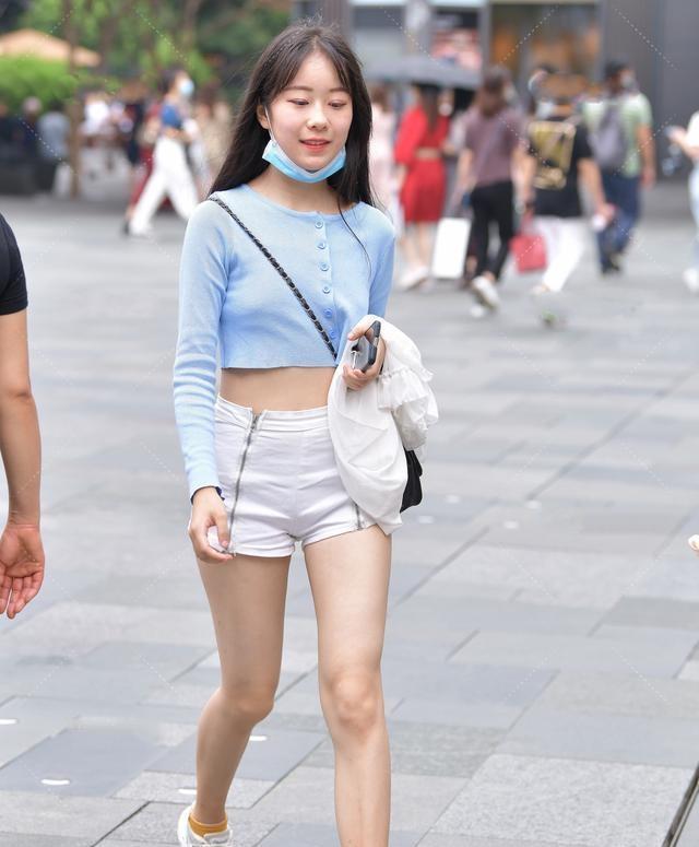 一字带|时髦个性的瑜伽裤显得优雅大气,彰显民国名媛风采,唯美俏皮