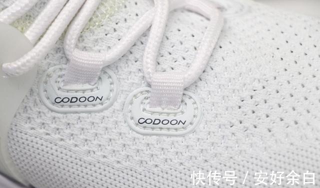 q弹 百元跑鞋怎么选咕咚5K运动跑鞋带给你超值运动体验！