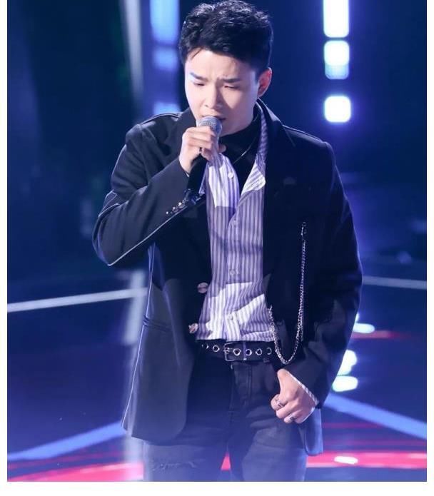 六年前的第三名,今年又帶著原創(chuàng)歌曲來到好聲音