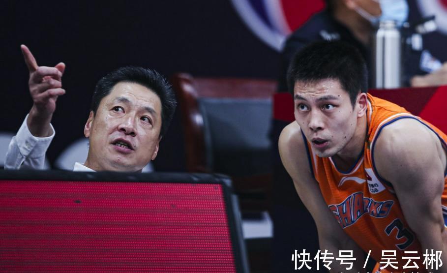 助攻|上海男篮完成重要交易!CBA明星后卫投奔李春江,率队冲击总冠军