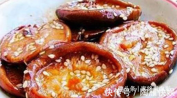 汤匙|美食推荐辣尖椒炒牛肉片、水煮鲍菇、麻仁卤香菇、叉烧茄子做法