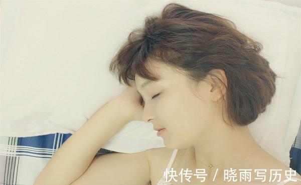 戴女士|女性绝经后,先别沮丧,做好4件事,看起来比同龄人更年轻