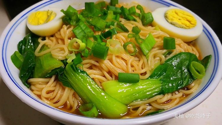  分钟|天冷了，多给家人做这碗汤面，6分钟就上桌，营养又暖身，太香了