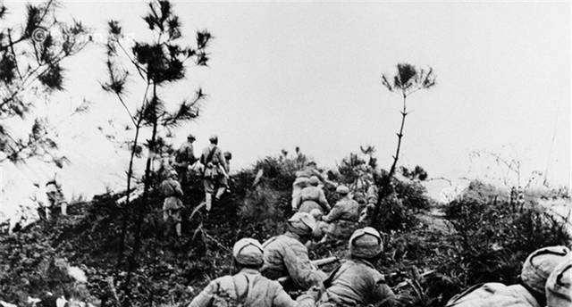 副团长|1949年，我军副团长抓到一名伙夫，身份令人惊讶！此人是谁