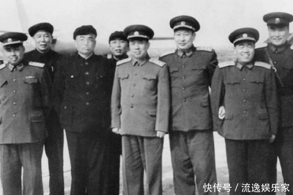 他是张国焘的警卫员,武艺高强少有敌手,