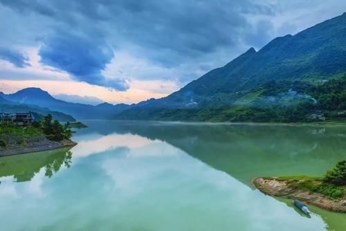 波影|王绍予诗词14首:桐叶雨疏渔唱晚，荻花风起雁啼秋