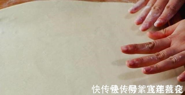 面卷|夏天,吃馒头包子不如吃它,一卷一蒸柔软筋道,比馒头包子好吃!
