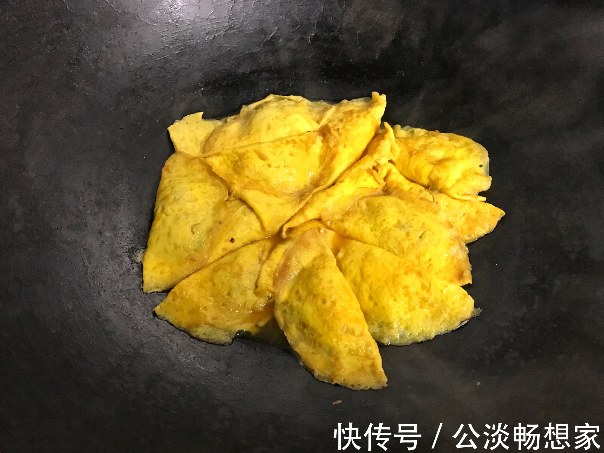 手艺|做蛋饺用鸡蛋还是用鸭蛋老爸不外传的手艺，蛋饺耐煮不破有窍门