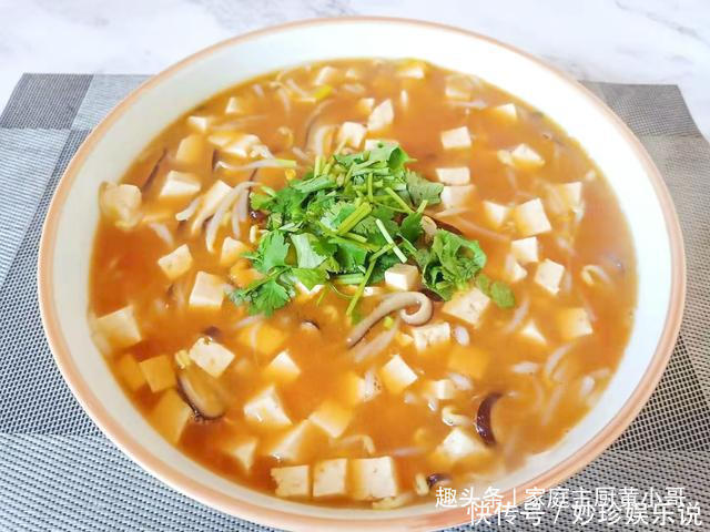 十月|十月宁可不吃肉,也要喝此汤,10分钟就搞定,孩子老人最爱吃