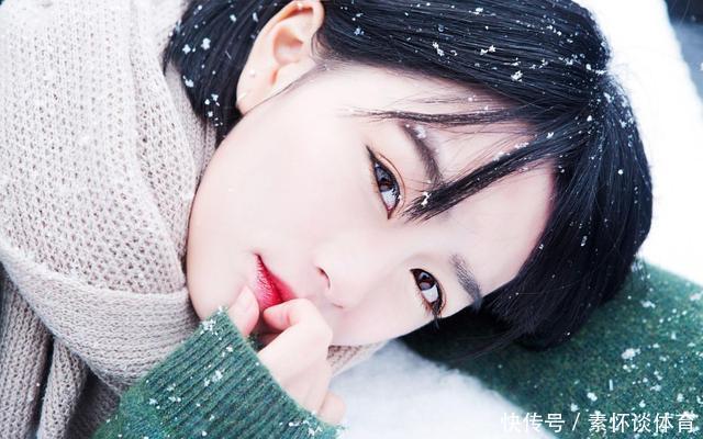 脸上皮肤特别干?洗脸后的60秒很关键,学会3招,皮肤自然水嫩