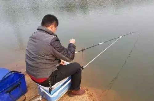 新手不迷茫的用漂攻略,熟练运用这些技巧,冬季的轻口鱼钓几十斤!