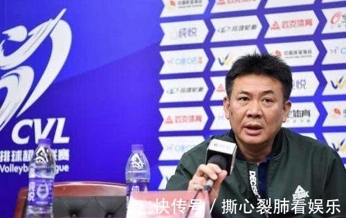江苏|江苏女排迎首败,被山东封零,主帅蔡斌却被表扬,有望接班郎平!