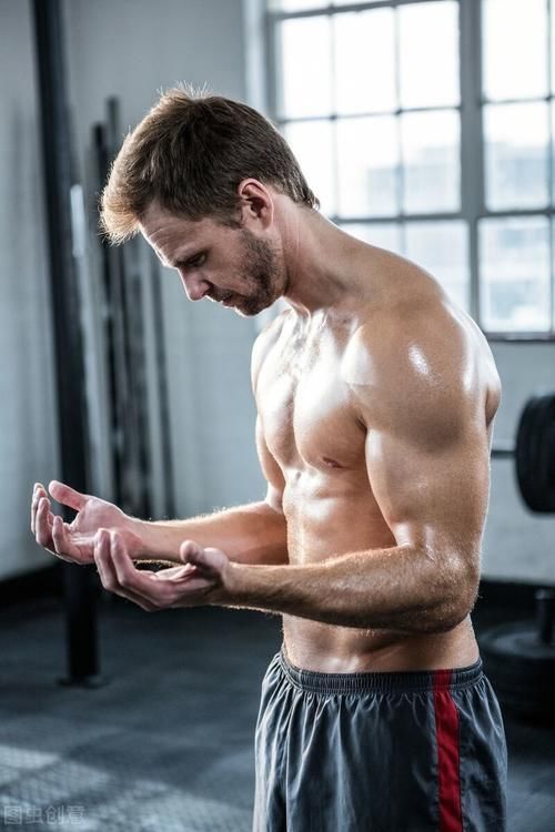 身材|3个迹象的出现,表明你的健身已见成效,肌肉进步很快!