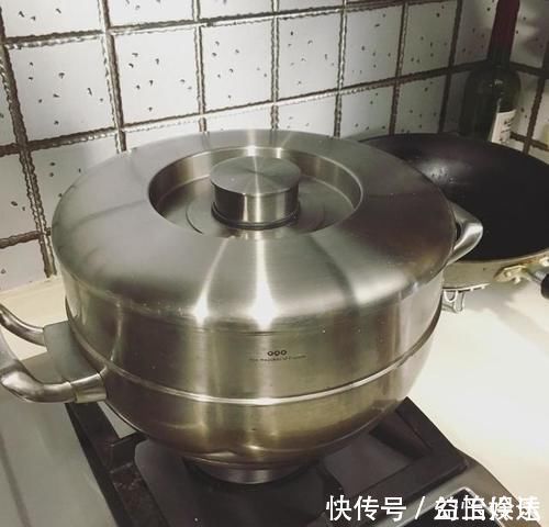 牙刷|建议姐妹:不管有钱没钱,家里这4样要勤更换,别为节俭影响健康