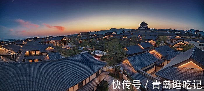 小镇|融创·阿朵小镇品牌启幕，阿朵花屿绽现全新旅居生活方式