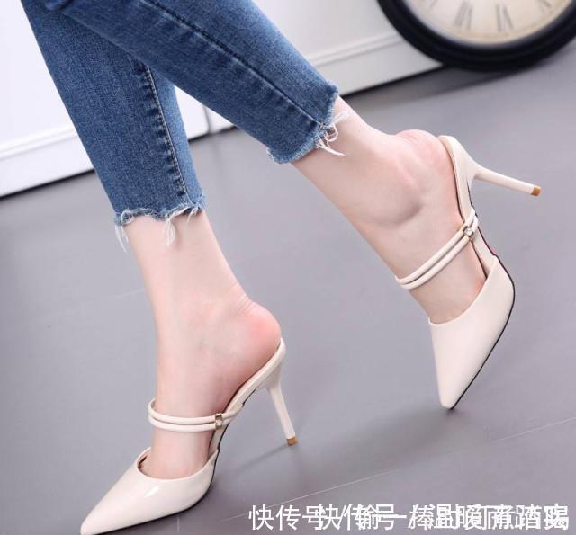 鞋子 女人上了年纪,比较适合穿这些高跟鞋,看似简单但显优雅气质
