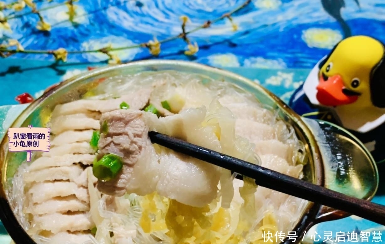 家常制作酸菜白肉，怎样才能酸爽开胃、肥而不腻? 3个窍门是关键