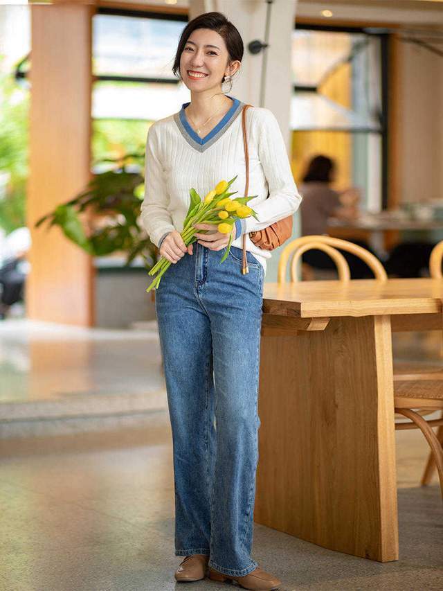 我们不一样|优雅不分年龄,条纹衬衫搭配阔腿裤显高又显瘦,还能提升气质感