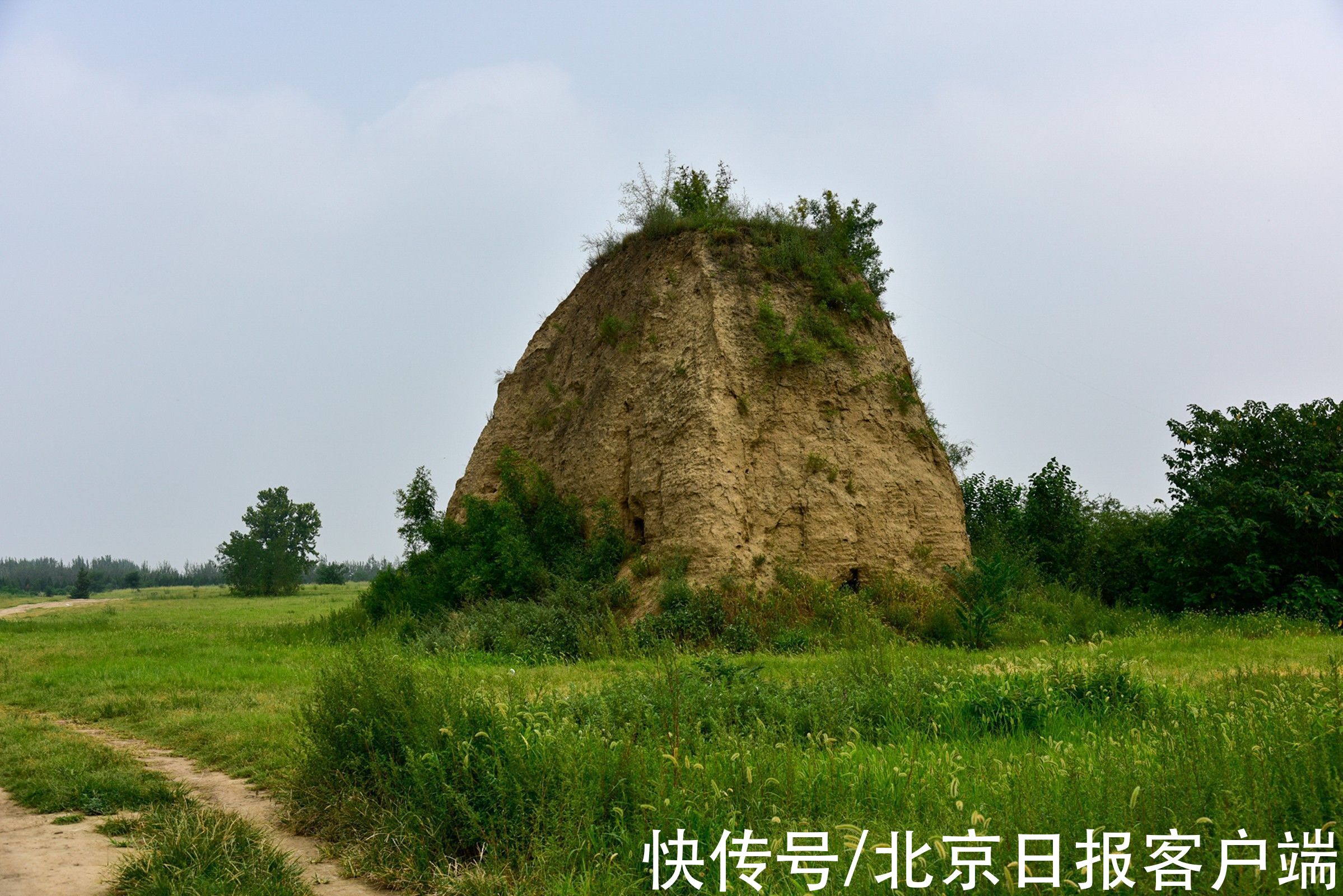 霸陵！“五陵年少今市东，银鞍白马度春风”，李白眼中的汉陵今何在