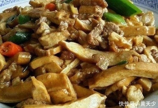 简单家常菜:酱爆豆腐,豆干炒肉,豆豉虎皮青椒