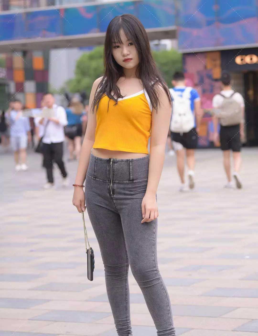 典雅|健美裤穿出有格调的女神魅力，显得大方典雅