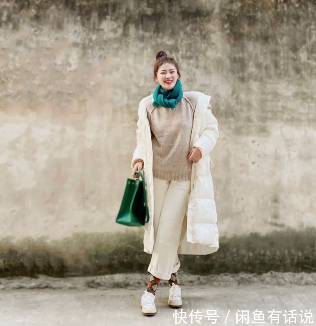 长度|微胖阿姨穿羽绒服,选款式记得“3要3不要”,时髦舒服还很显瘦