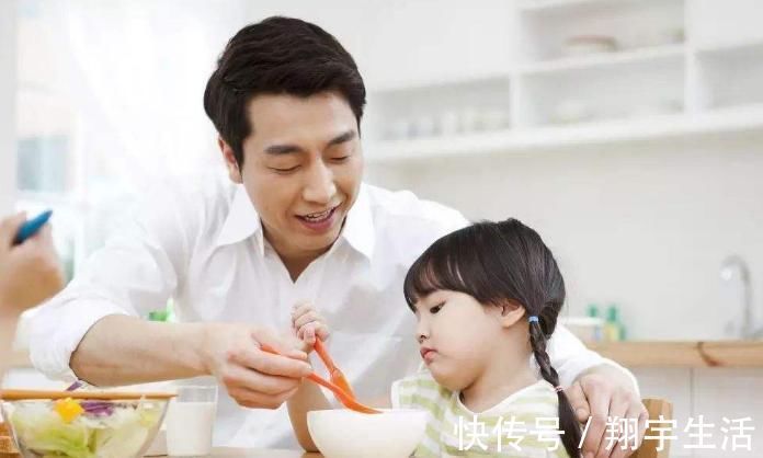 大便|孩子身上有三种现象,多半是积食了,此物比山楂更让孩子脾胃好