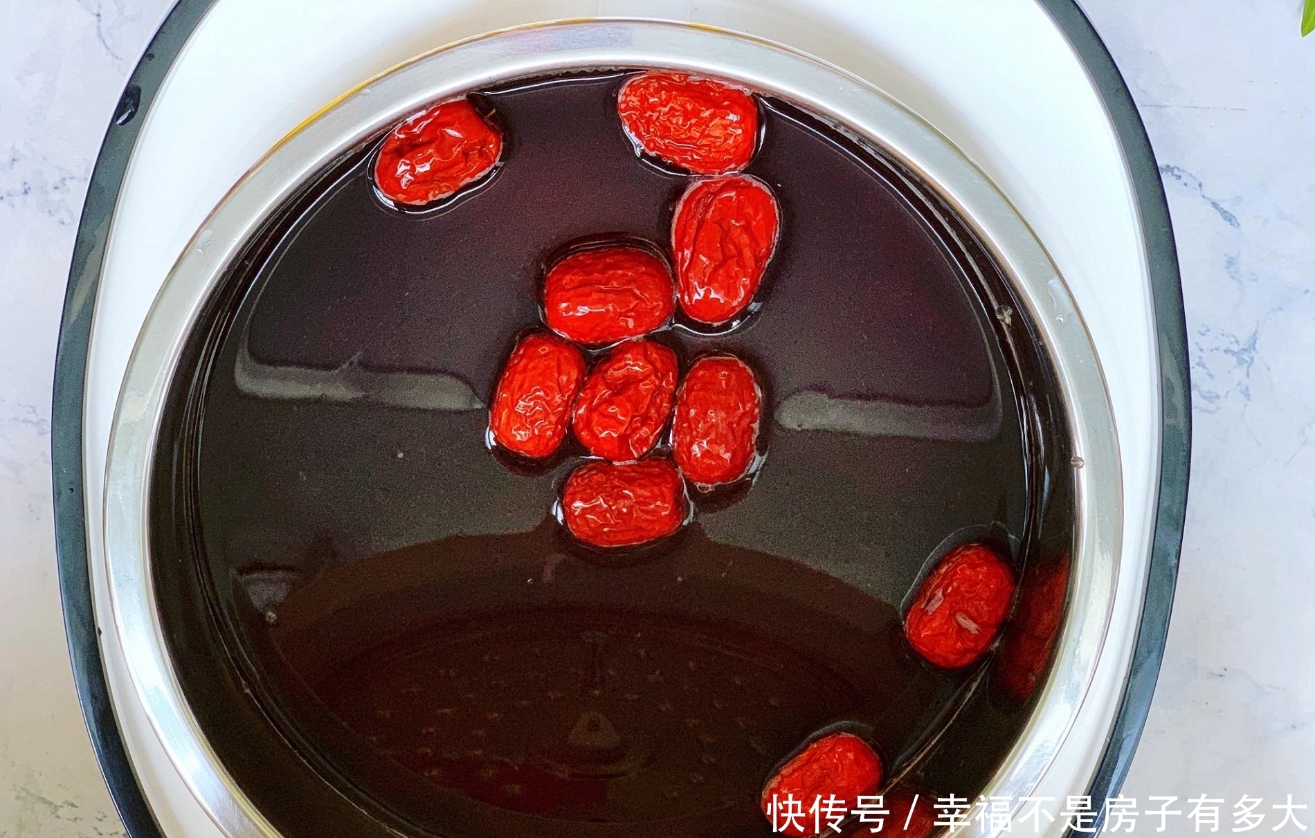 熬粥，紫米别直接下锅煮，多做一步软糯浓郁，把早餐藏在口袋里