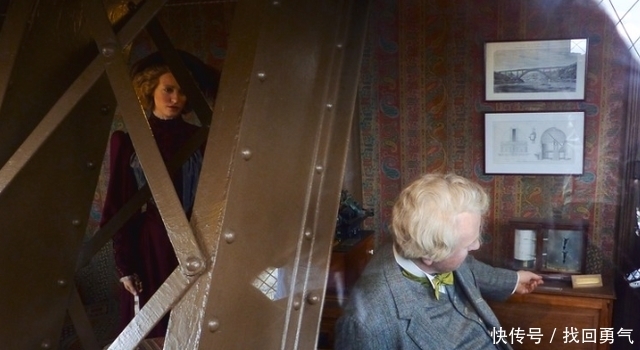 埃菲尔铁塔上面,藏着个“谜”样的小房间,曾有几十年不对外开放