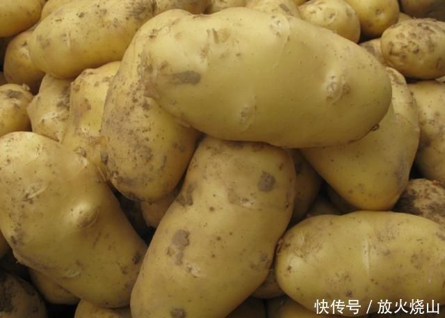 豆干|这才是土豆最过瘾的吃法,鲜香美味一口一个真好吃,做法还简单