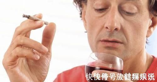 坏习惯|男人开始衰老“看腰”,若腰部出现三种“表现”,说明已不再年轻