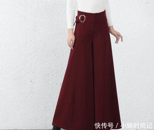 搭配|又冷又想穿裙子? 花式阔腿裤+短靴, 搭配靴子很贵气, 比裙子还美