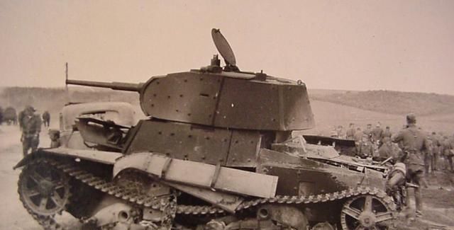西班牙|西班牙内战中的坦克大战，对于各国装甲部队发展有何影响？