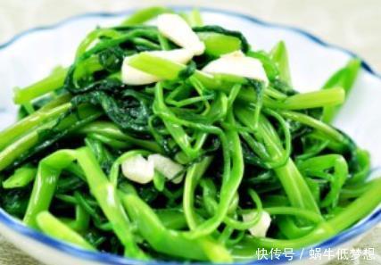  己在家里|炒青菜总发黑不爽脆？教你这三招，无论炒什么青菜都好吃不发黑！