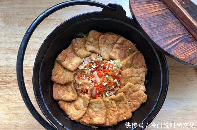 白菜|白菜炖豆腐,有人先炒白菜,有人先炒豆腐,都不对!这样做才入味