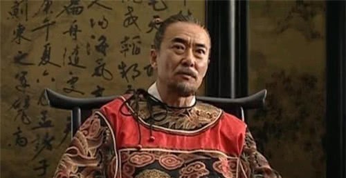 官员&从三品降到正四品,为何官员不仅不沮丧,还因“升官”偷着乐?