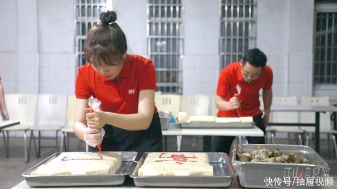 考生|暖心！这个学校的高三老师“花式”为考生解压