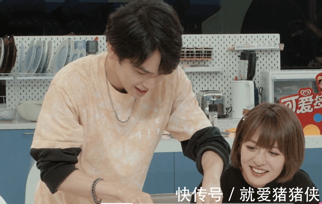 陳思銘|心動(dòng)的信號(hào)4女3方彬涵喂牛排給男2,男4直接吃醋說撒糖吧!